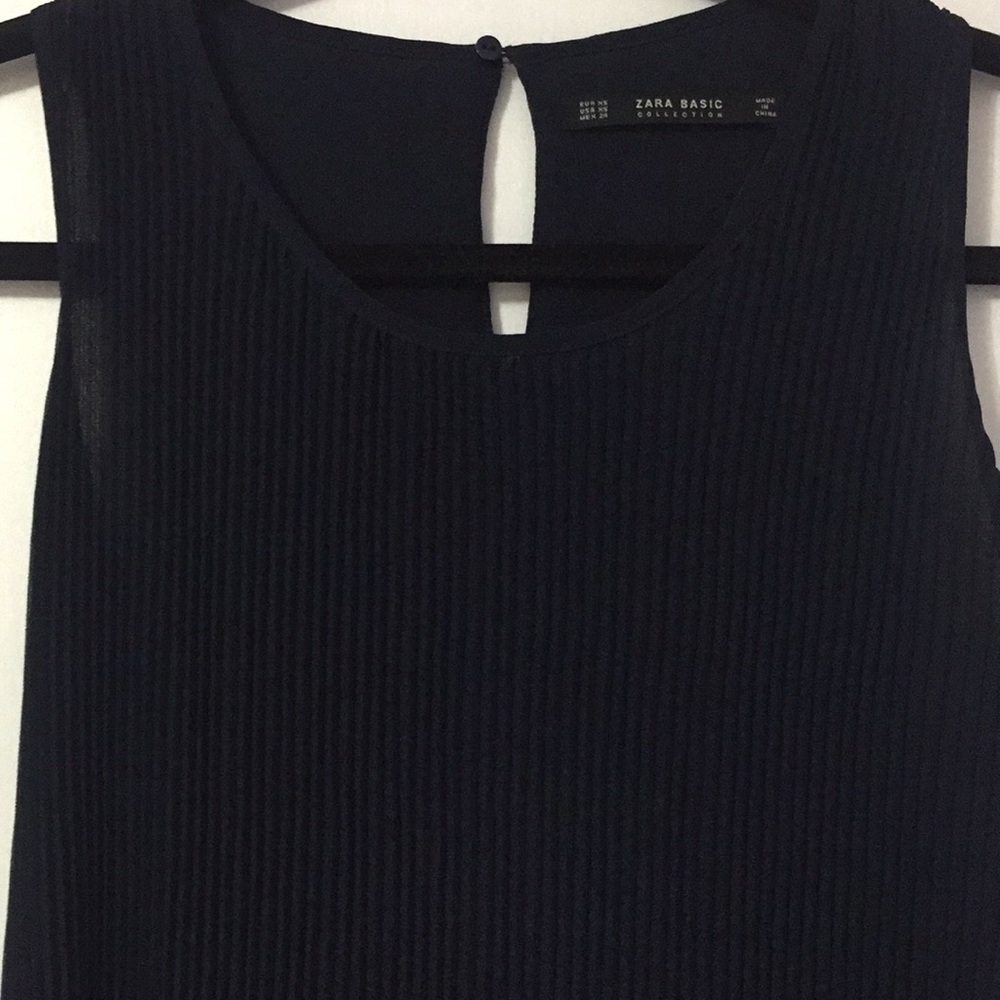 Zara Navy Blue Pleated Sleeveless Top/Blouse - Picture 8 of 9